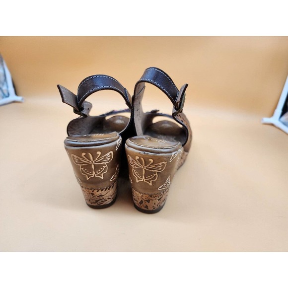 Spring Step Brown Floral Wedge Sandals - Picture 6 of 11